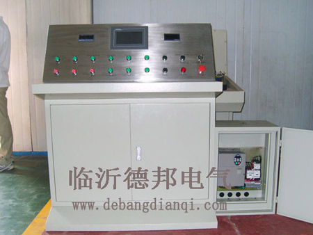 PLC、觸摸屏控制系統(tǒng)210