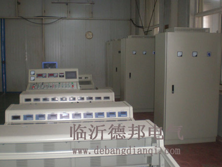 PLC、觸摸屏控制系統(tǒng)212